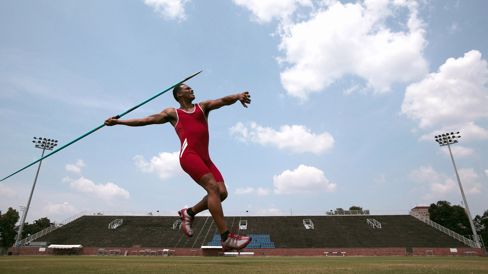 万乐天用坚韧精神征服赛场,万乐天百科
