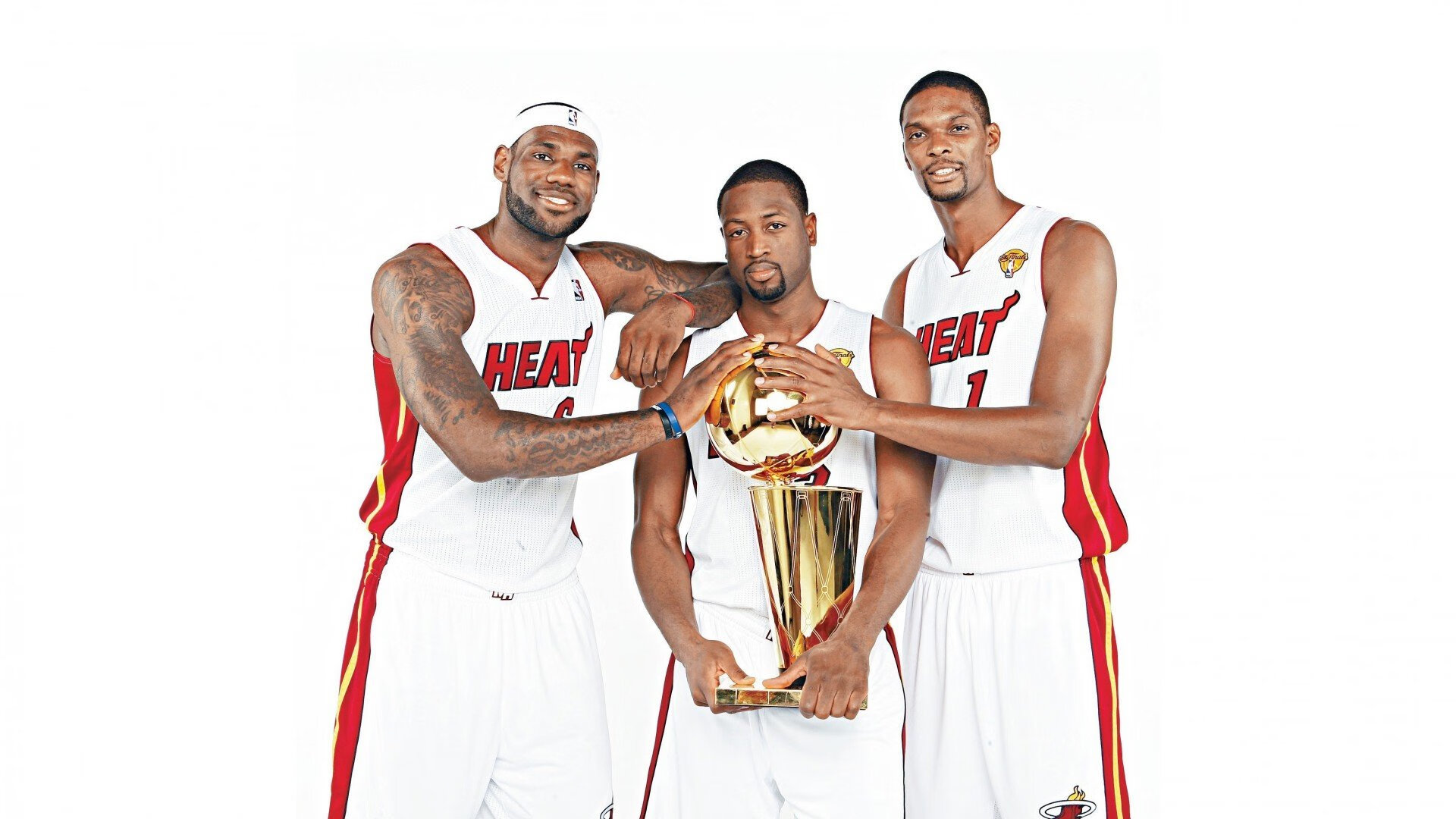 比尔率队击败强敌,酋长稳居榜首,比尔实力